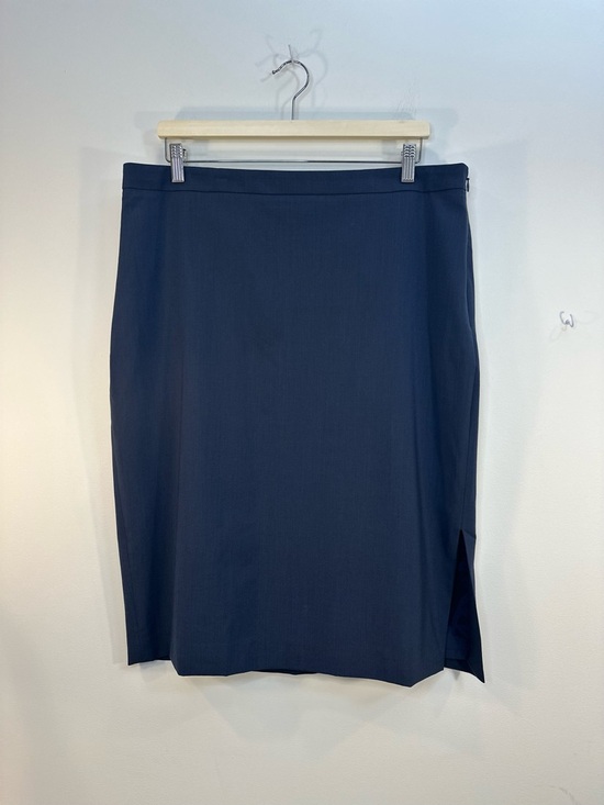Banana Republic Dresses & Skirts - Banana Republic Stretch Wool Midi Navy Blue Pencil Skirt Sz 16 Business Casual